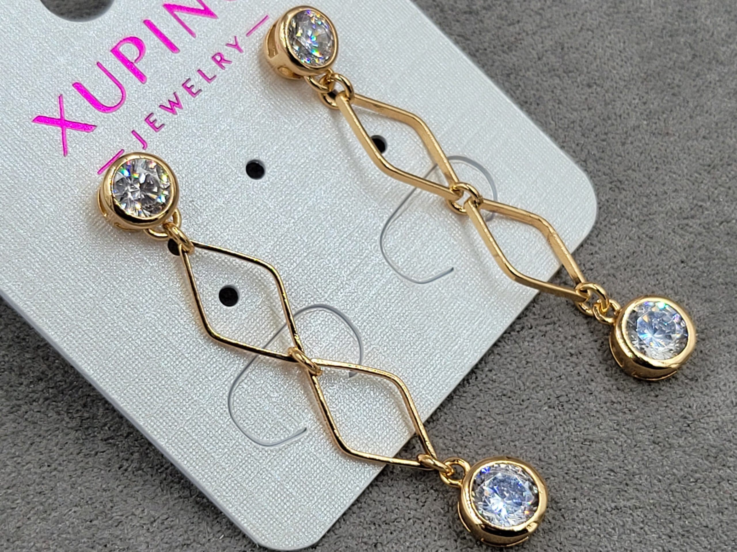 Гвоздики Xuping 7 мм в. 45 мм позолота 18к