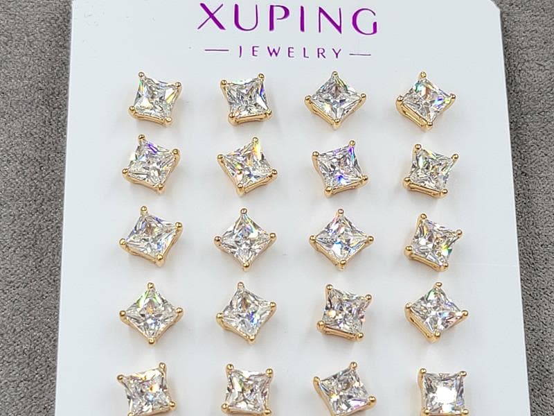 Гвоздики 6 мм Xuping колір 18к пара