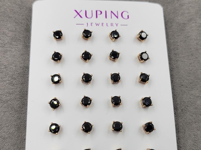 Гвоздики 4 мм Xuping колір 18к