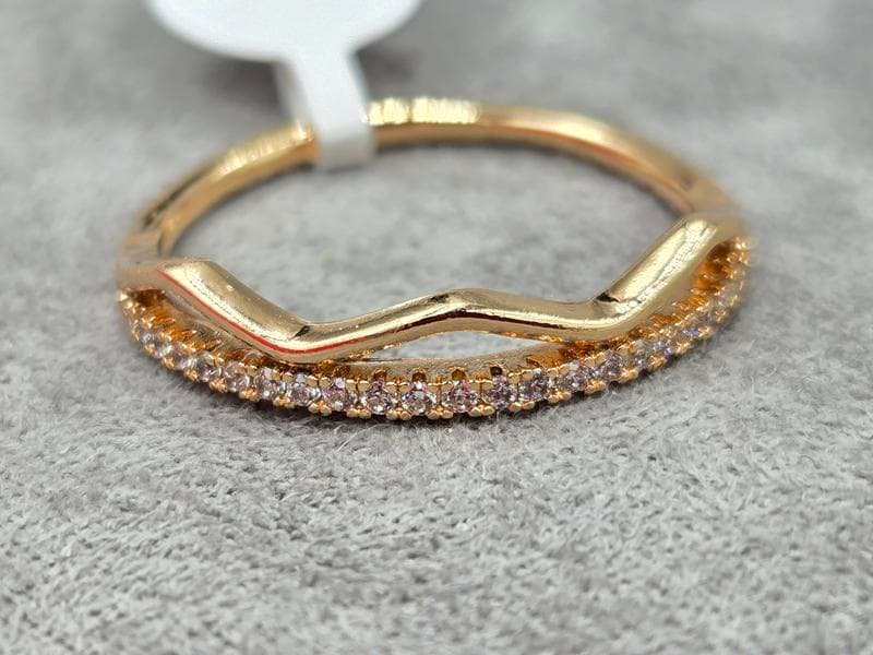 Каблучка Xuping 4 мм (17,18,19 розмір ) колір 18к