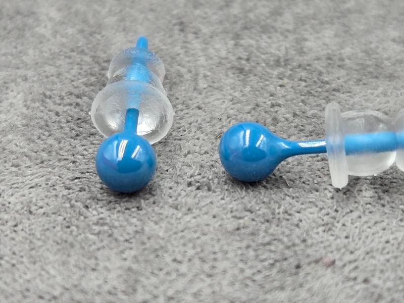 Гвоздики Xuping кераміка 4 мм блакитні