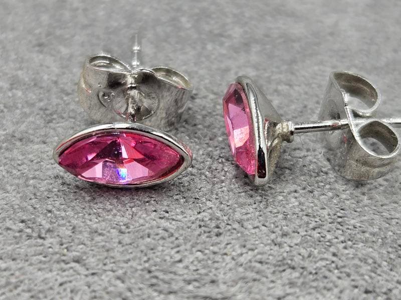 Гвоздики Xuping 5*8 мм родій