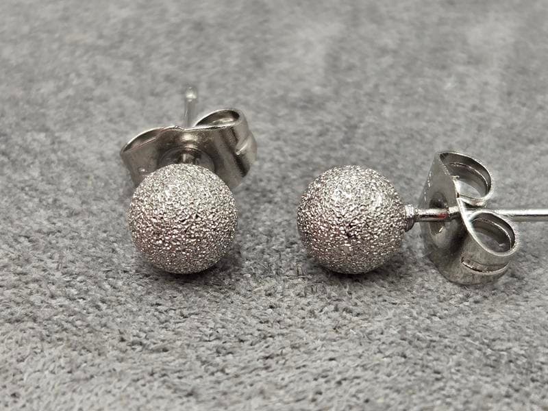 Гвоздики Xuping 6 мм родій