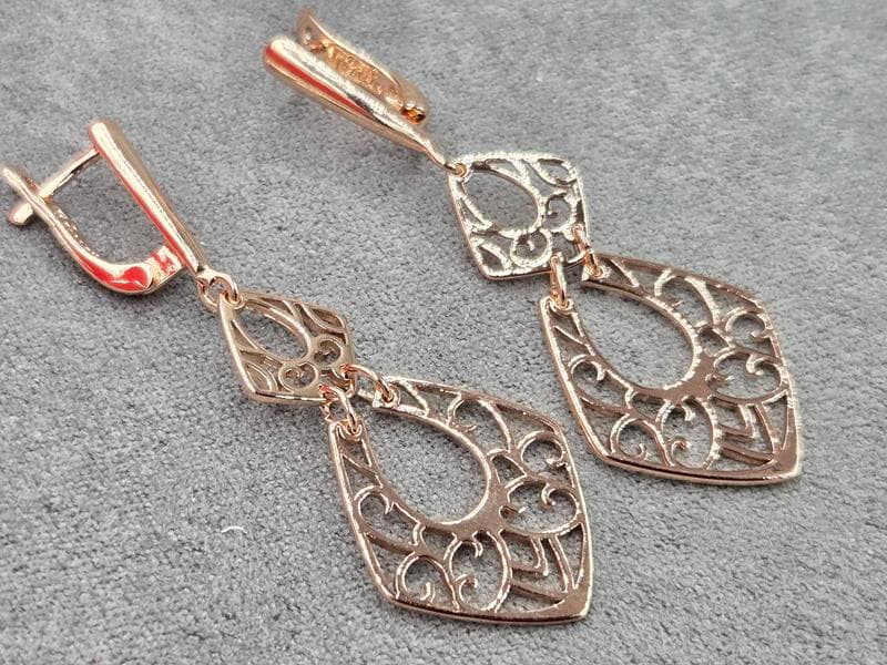 Сережки Fallon 17*49 мм англійський замок колір золото