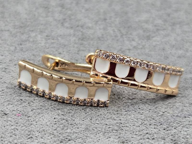 Сережки Xuping 5 мм висота 18 мм англійський замок колір 18к