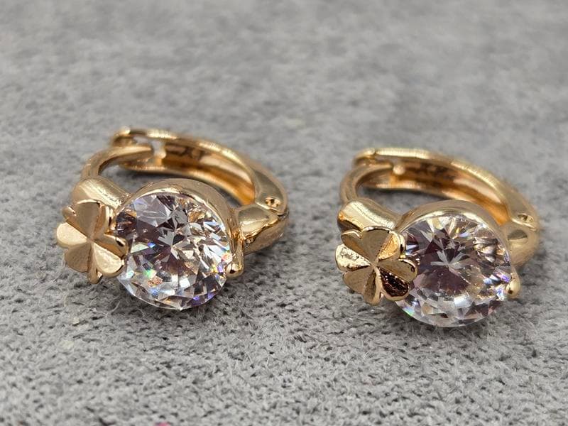 Сережки Xuping 6 мм висота 11 мм круглий замок колір 18к