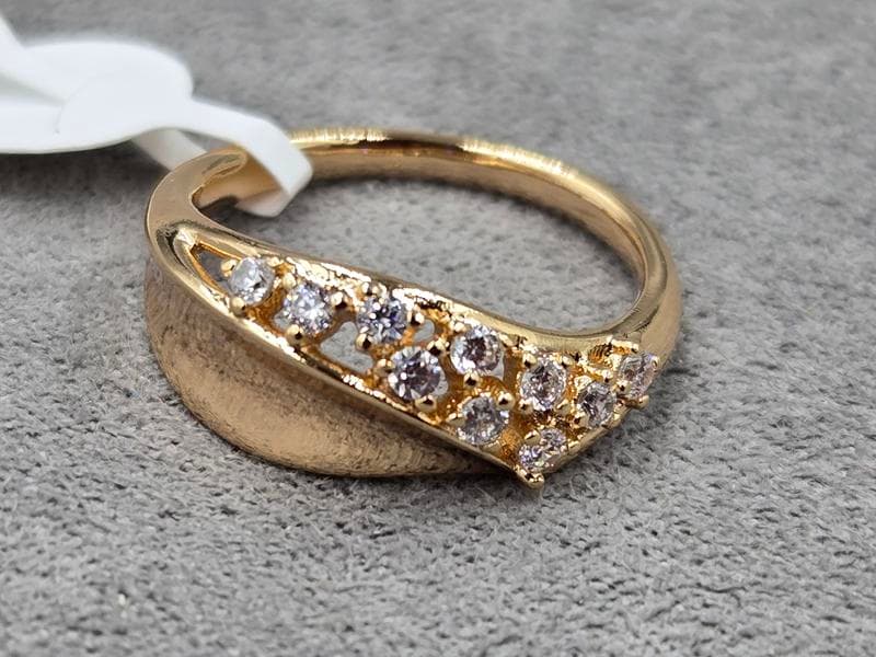 Каблучка Xuping 7 мм (16,17,18,19 розміри) колір 18к