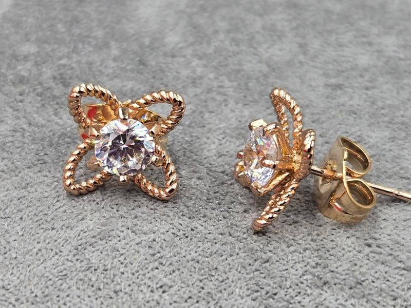 Гвоздики Xuping 13 мм колір 18к