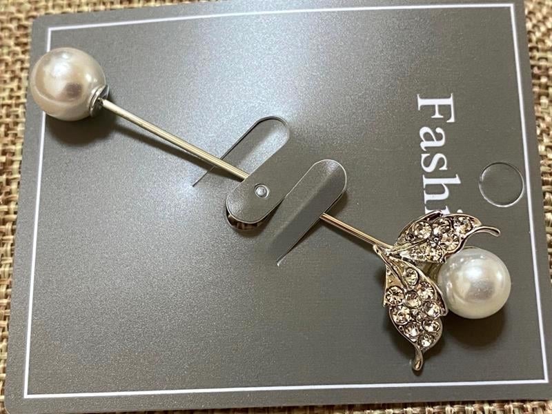 Брошь шпилька цвет серебро