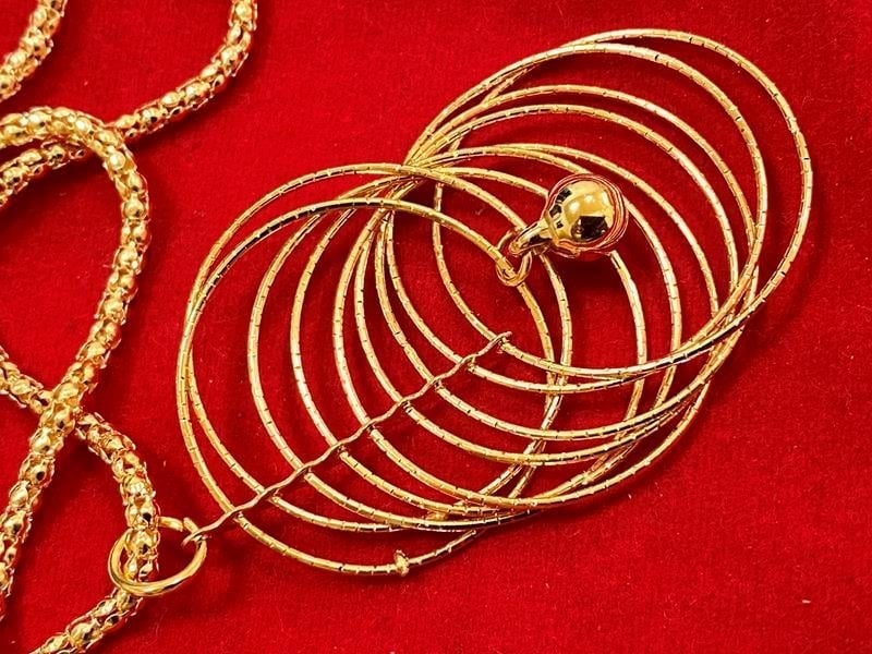 Кулон 70 см цвет золото