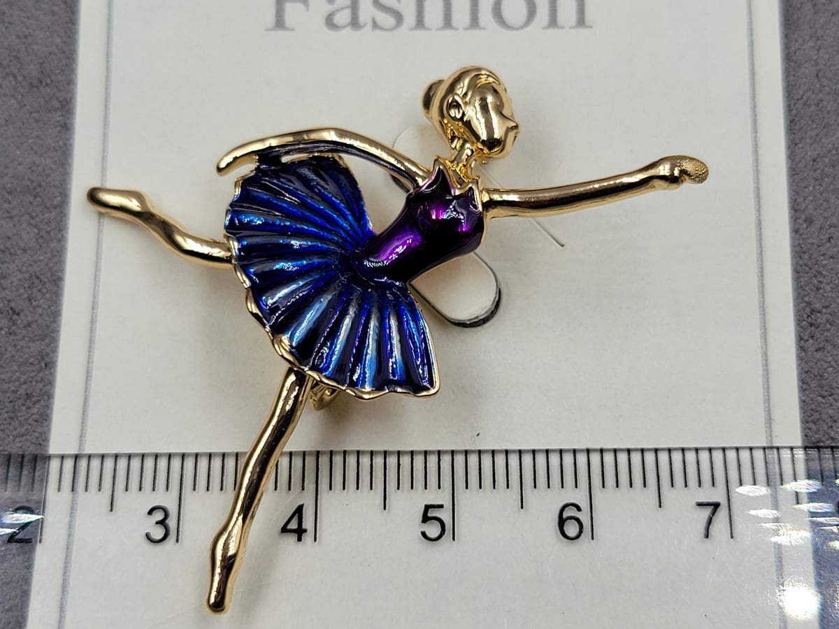 Брошь колір золото