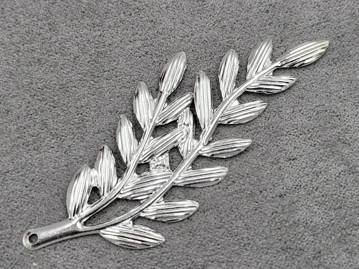 Веточка 21*61 мм 20 шт цвет серебро