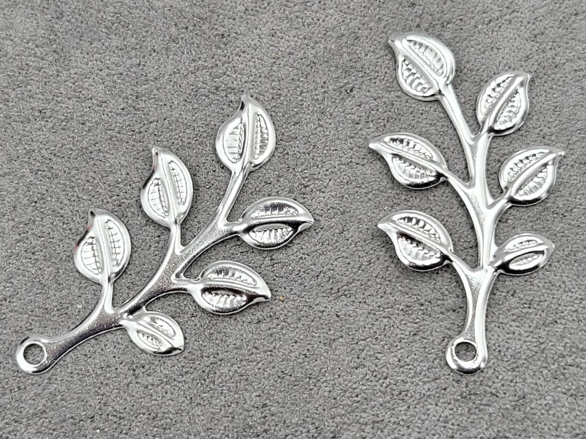 Веточка 19*36 мм 50 шт цвет серебро