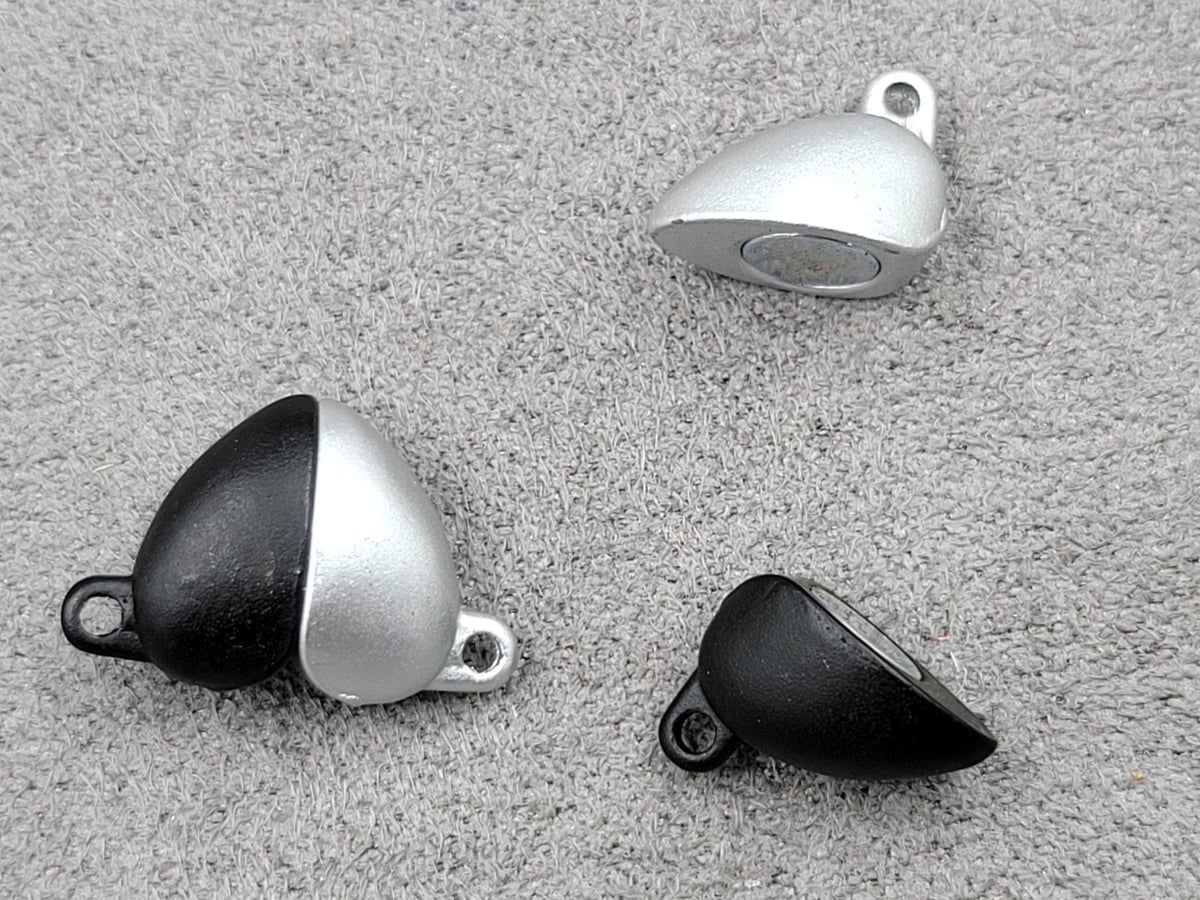 Замок магнітний 11*16 мм матовий