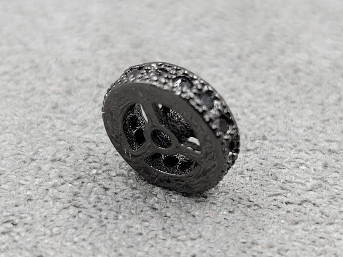 Рондель 7 мм т. 2 мм чорний з чорними фіанітами (гипоалергений сплав)