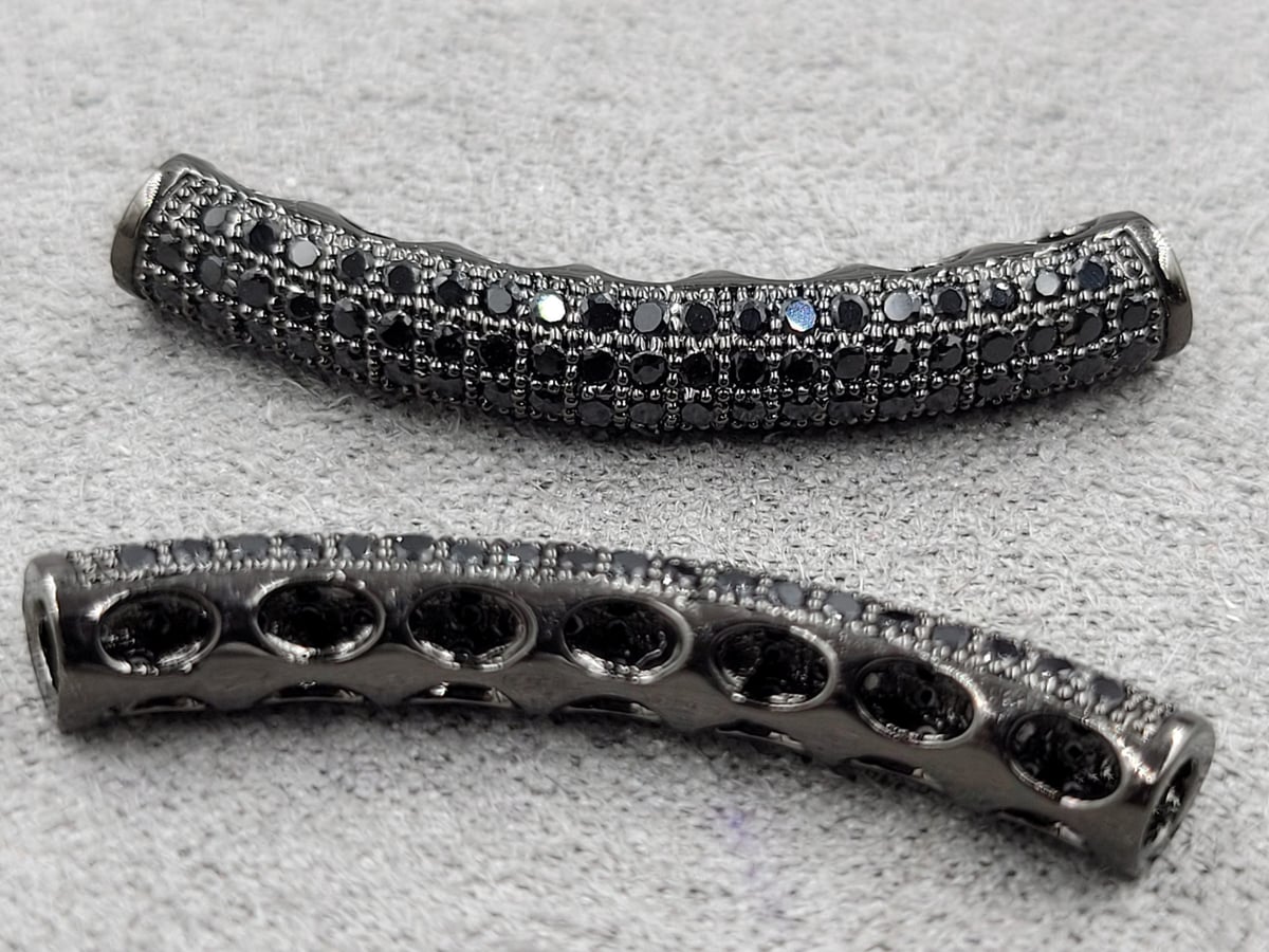 Бусина трубочка 31*5 мм чорний з чорними фіанітами (гіпоалергений сплав)