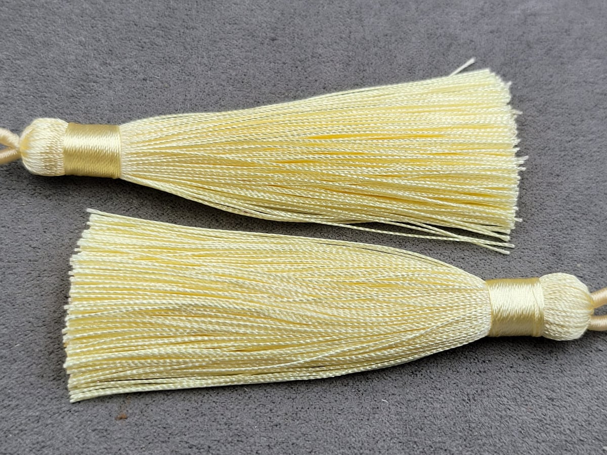 Китиці 8 см 1 пара молочні