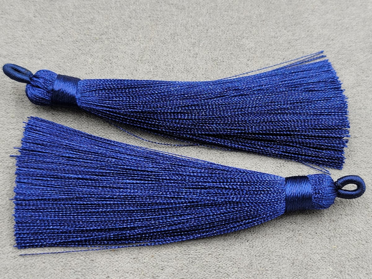 Китиці 9 см 1 пара темно сині