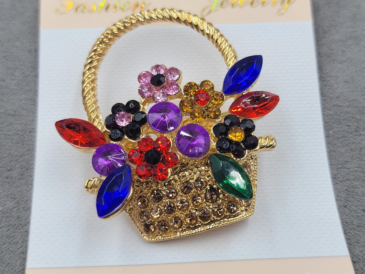 Брошь *корзина* 3,8*4,4 см колір золото