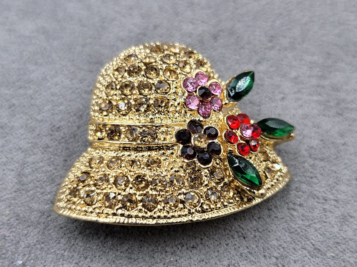 Брошь *капелюх* 3,4*2,7 см колір золото