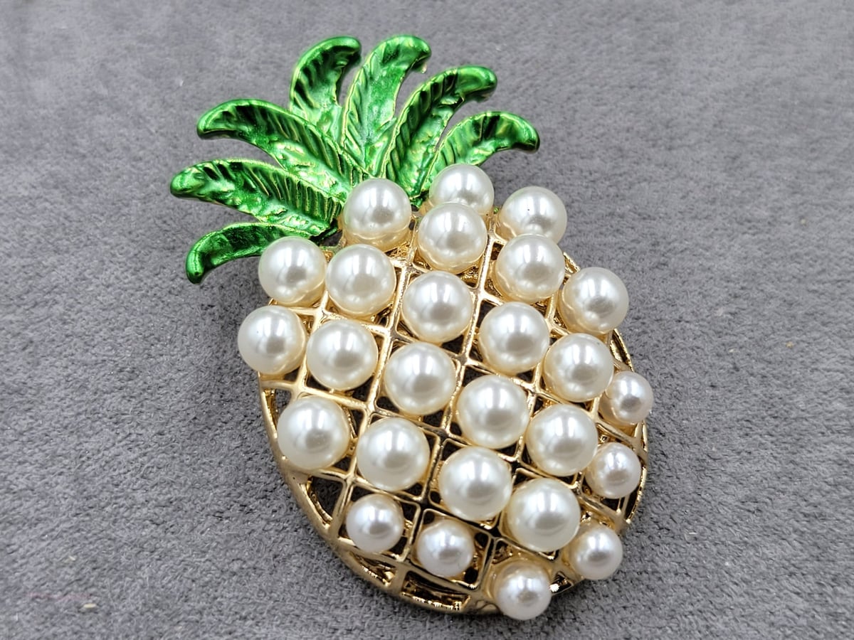 Брошь *ананас* 2,8*4,5 см цвет золото