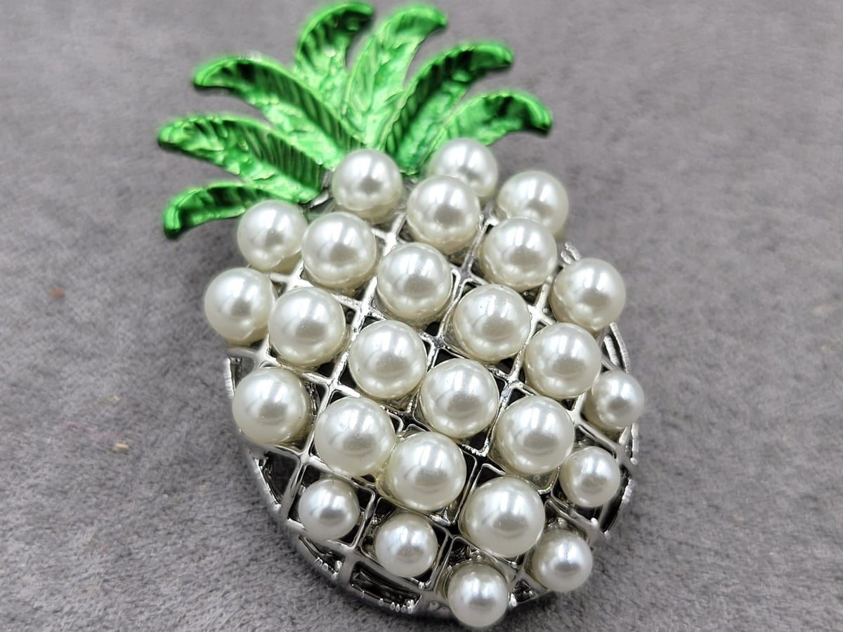 Брошь *ананас* 2,8*4,5 см колір срібло