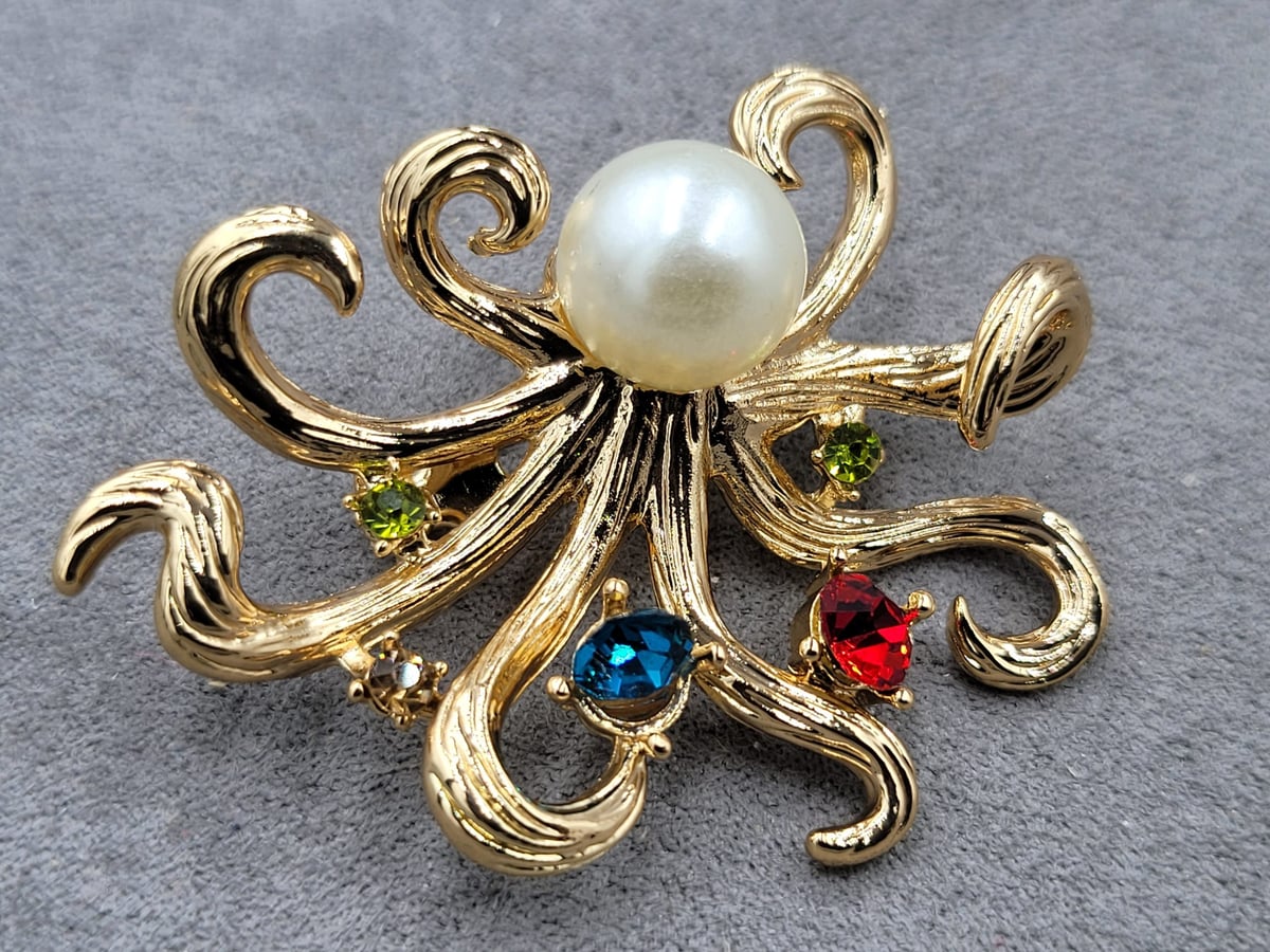 Брошь *восьминіг* 4*5,3 см колір золото