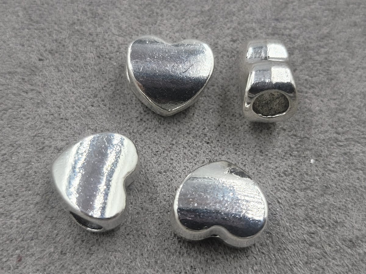 Бусина серце 10*11 мм отв. 4,2 мм 10 шт металічна