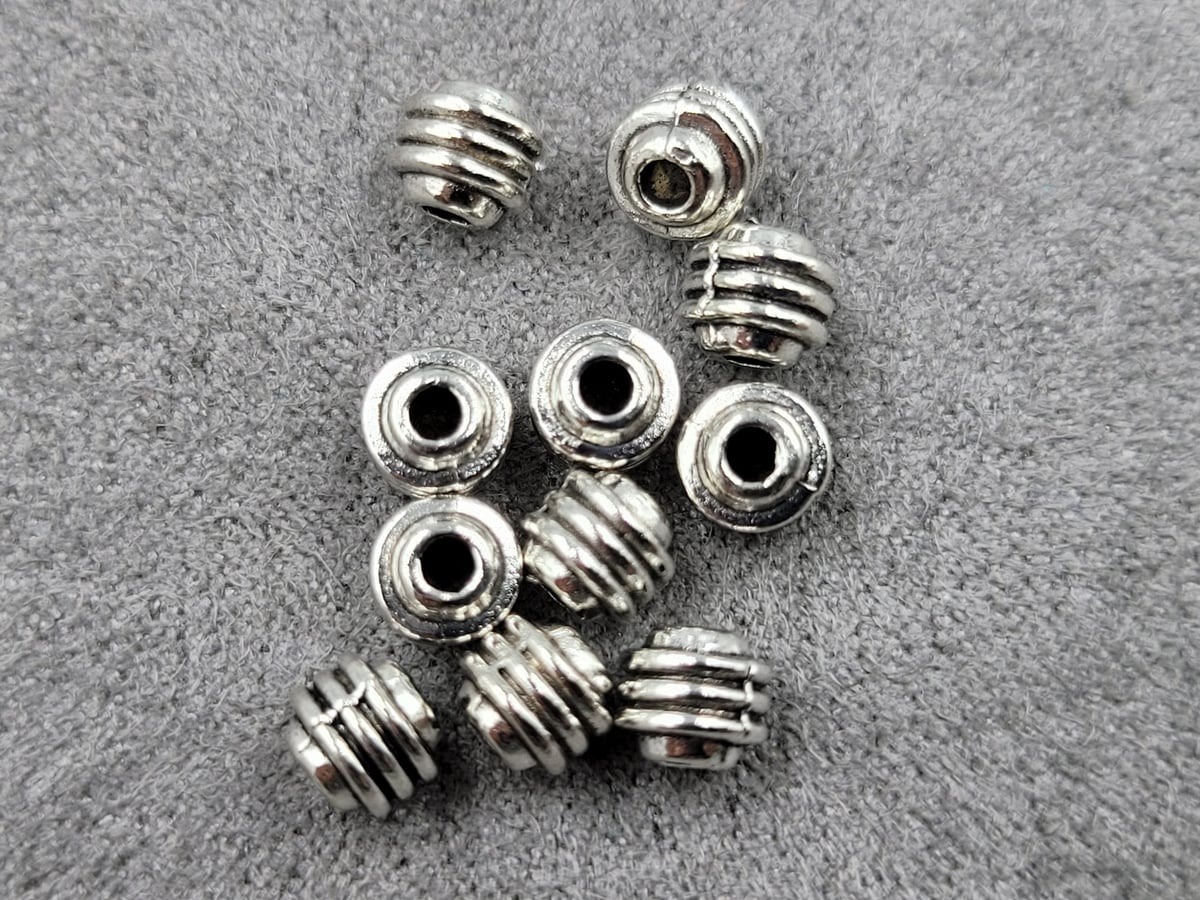 Бусина куля 5 мм 68 шт металічна