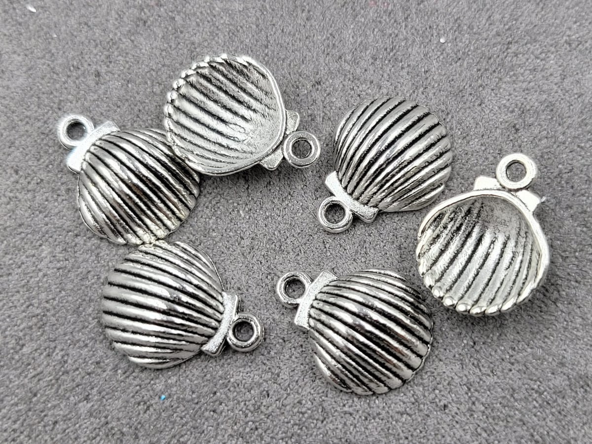 Підвіска ракушка 13*16 мм 20 шт металічна