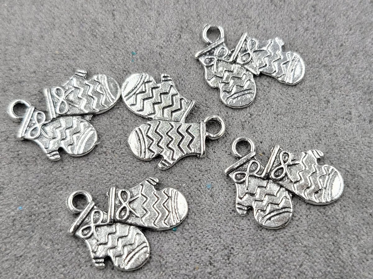 Підвіски рукавиці 15*15 мм 22 шт металічні