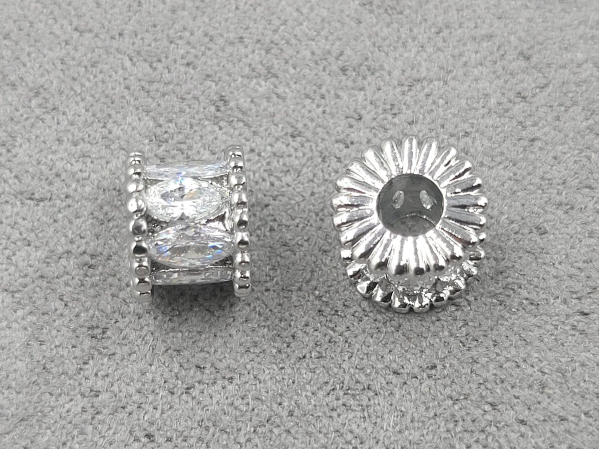 Бусина 8*6,5 мм з фіанітами родій (гіпоалергений сплав)