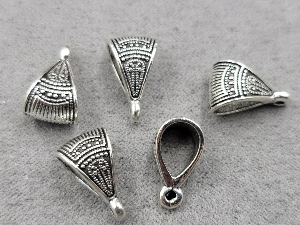 Бейл 9*15 мм т. 7,8 мм 26 шт металічний