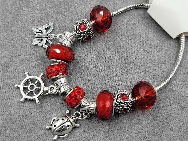 Браслет пандора