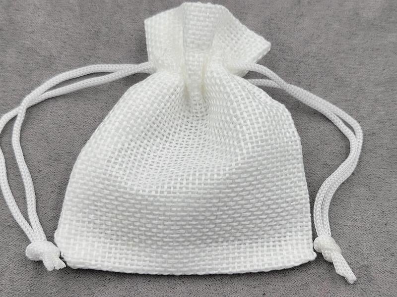Мішечки мішковина 7*9 см упаковка 50 шт білі