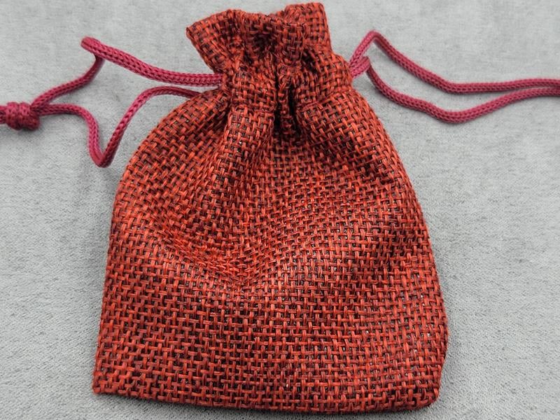 Мішечки мішковина 7*9 см упаковка 50 шт червоні