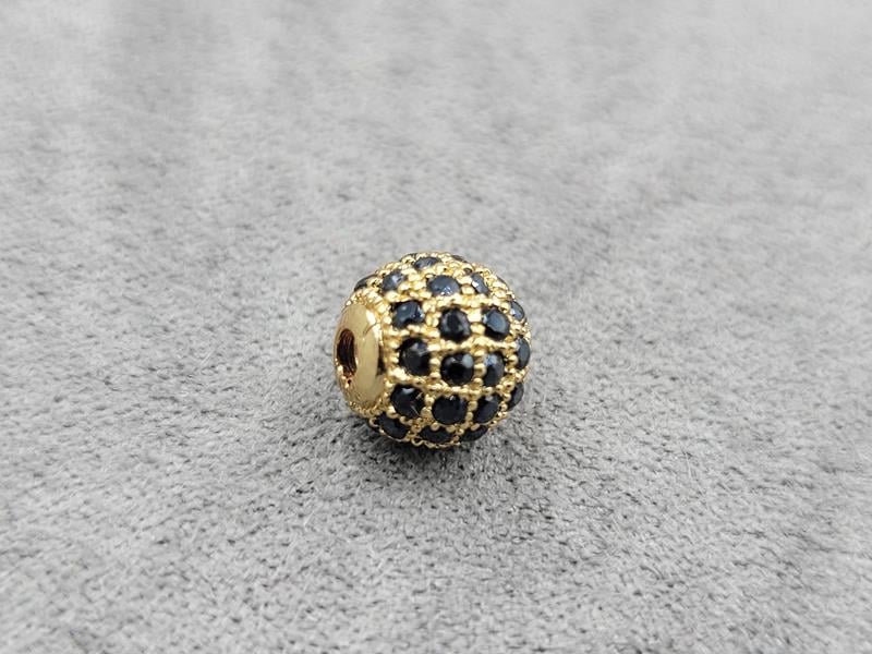 Бусина куля 8 мм лимона з чорними фіанітами (гіпоалергенний сплав)