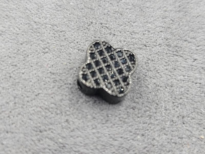 Бусина конюшина 10 мм колір чорний (гіпоалергений сплав)