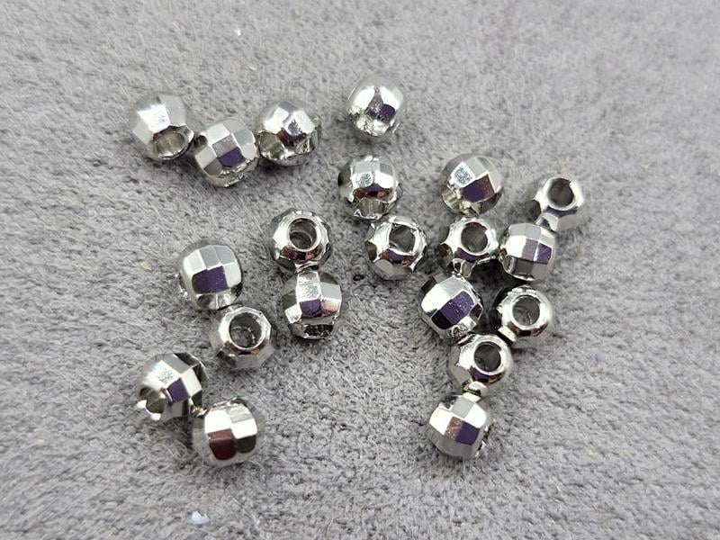 Бусини куля грань 4 мм 20 штук колір сталь (гіпоалергений сплав)