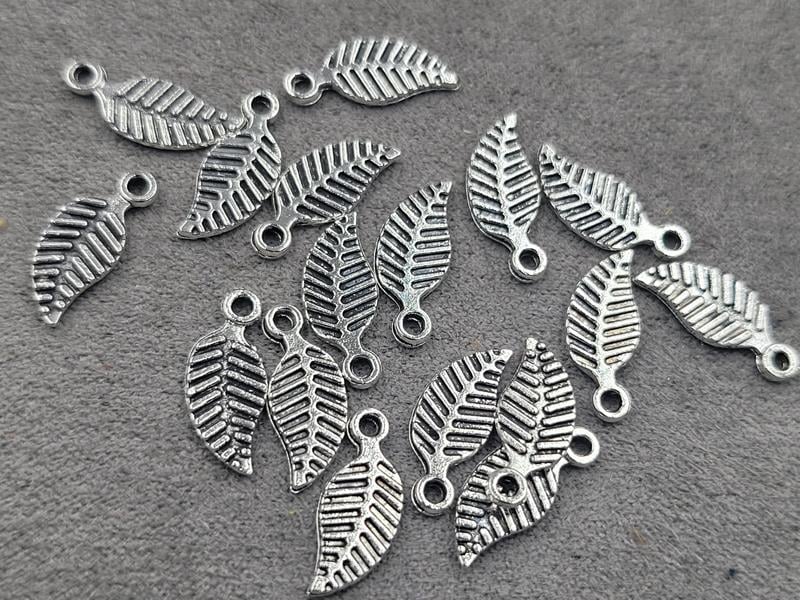 Підвіска лист 6*14 мм 76 шт металічна