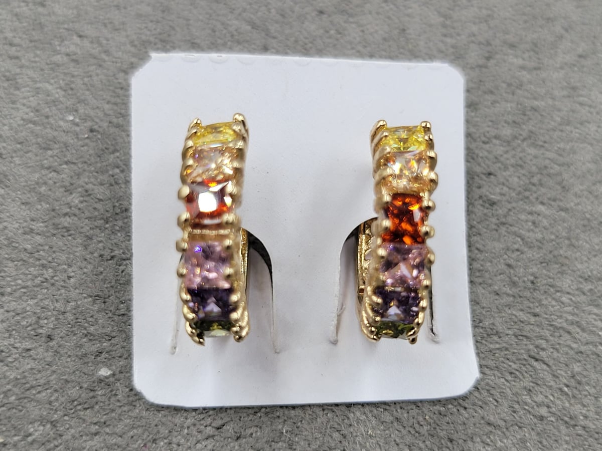 Сережки 4*14 мм з фіанітами