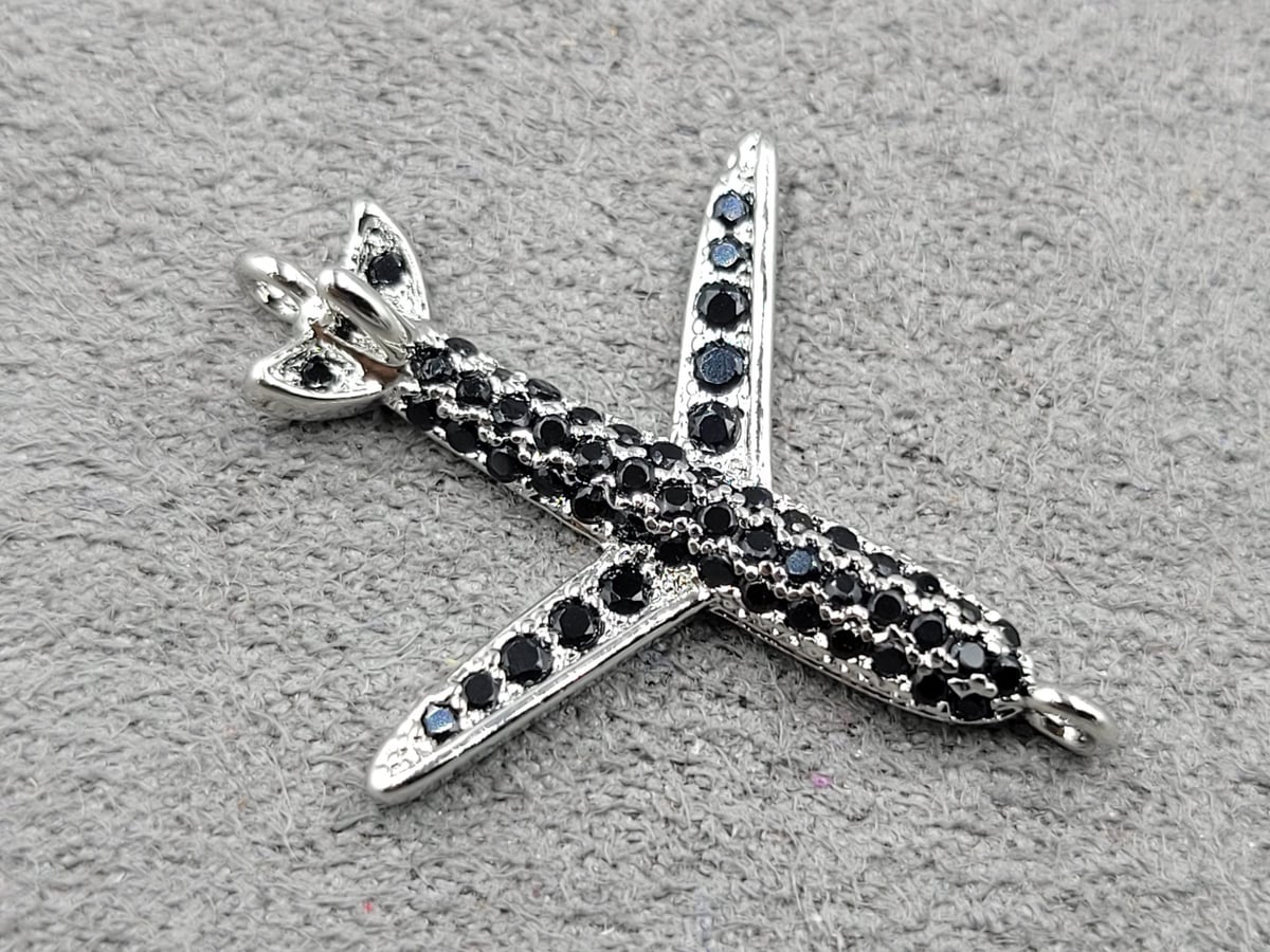 Конектор літак 21*27 мм родій з чорними фіанітами (гипоалергений сплав)