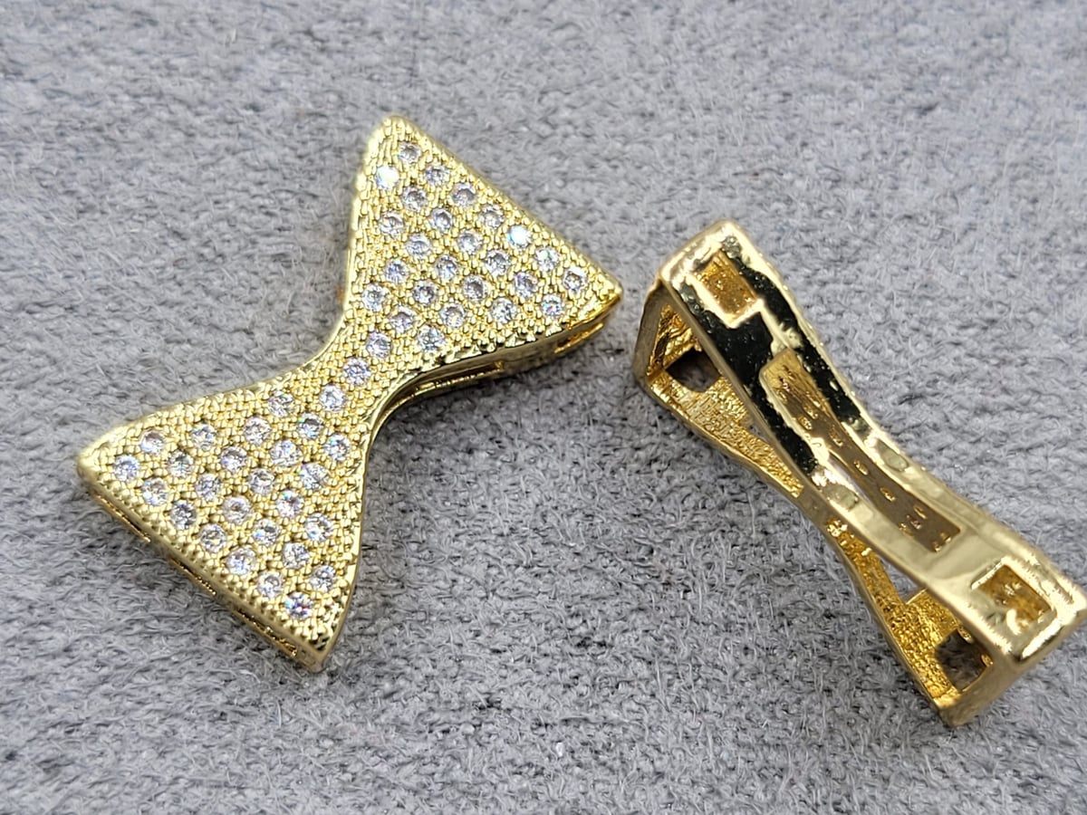 Бусина 11*18 мм тов. 3,5 мм колір лимонне золото (гіпоалергений сплав)