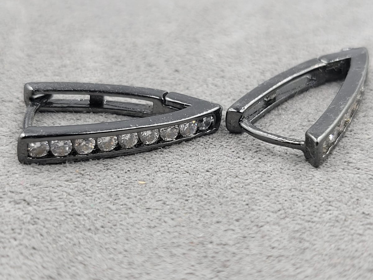 Швенза 3,5*25 мм колір чорний (гіпоалергений сплав)