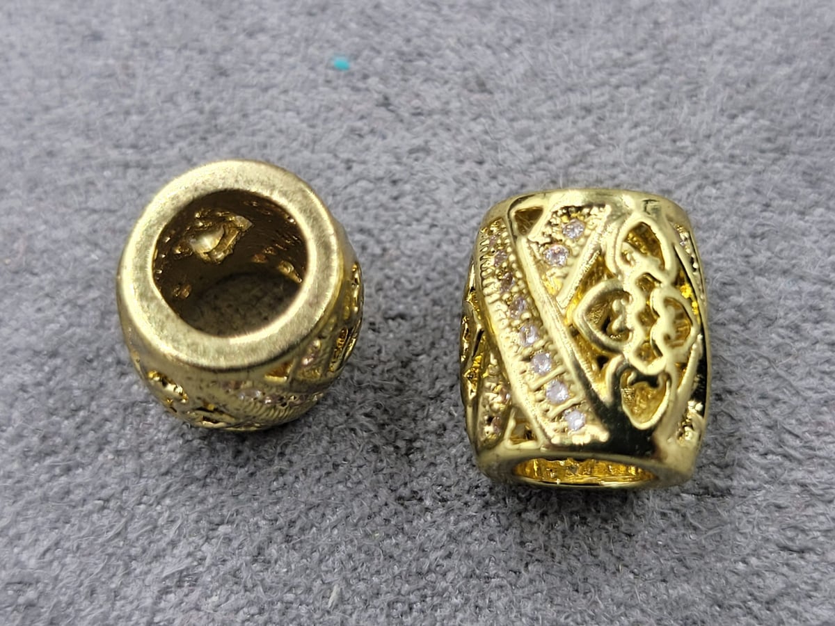 Бусина 9*10 мм отв. 5 мм зі стразами колір лимоне золото (гіпоалергений сплав)