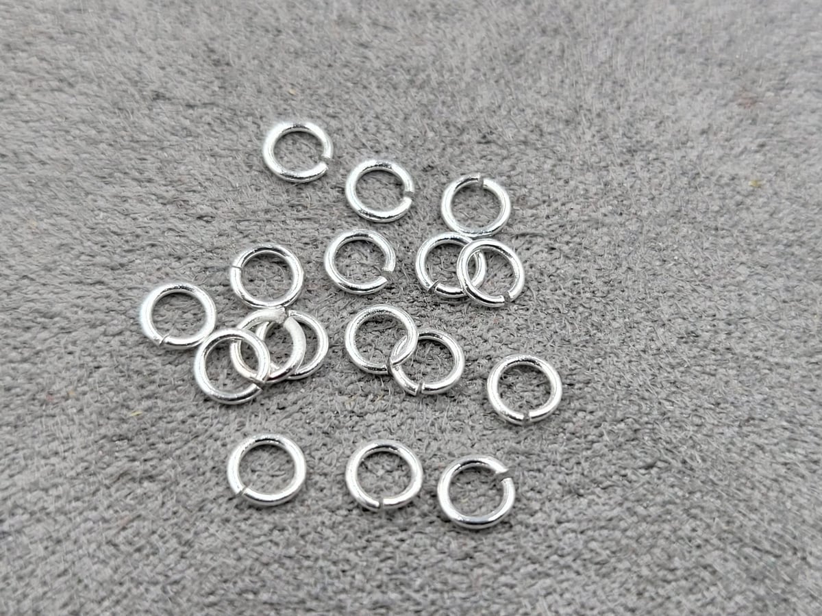 З'єднувальні кільця 4 мм 50 штук колір срібло (гіпоалергений сплав)