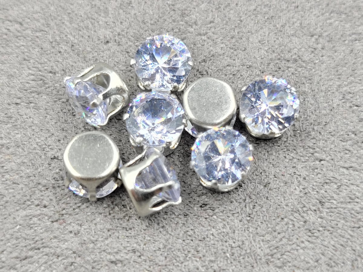 Бусина 6 мм 20 шт колір срібло