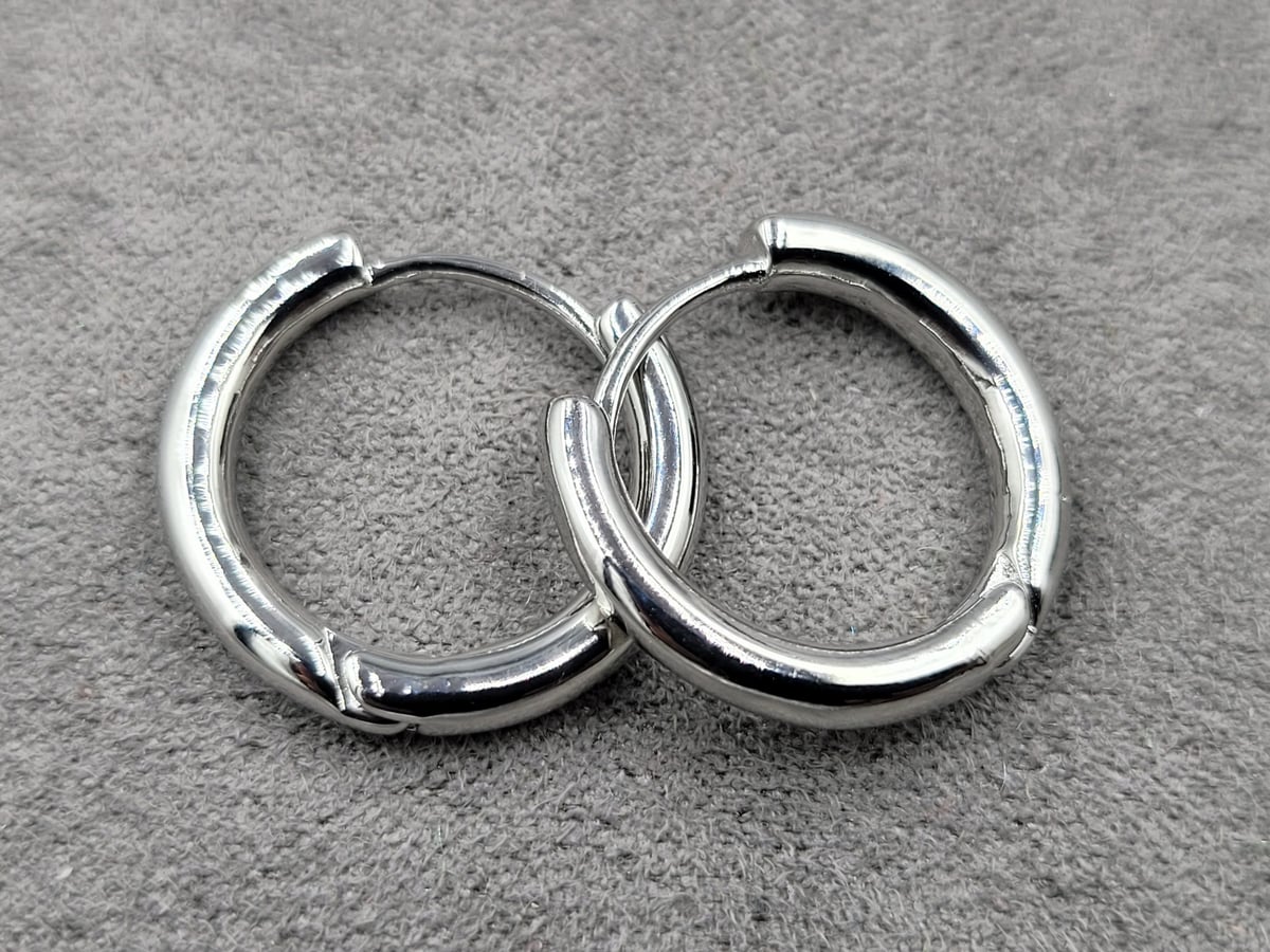 Швенза бублик 20 мм т.3 мм колір сталь ( гіпоалергений сплав)