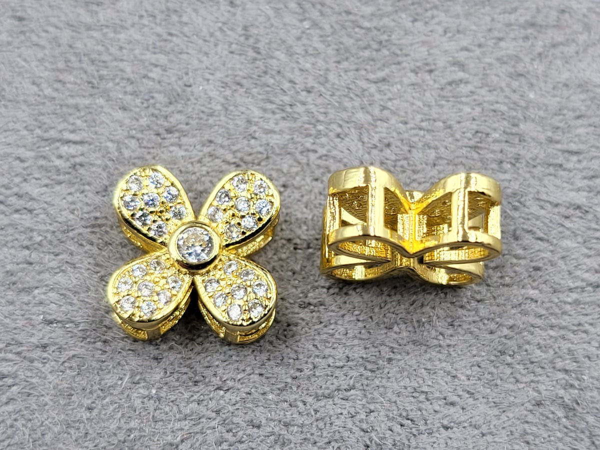 Бусина 10 мм т. 4 мм колір лимонне золото ( гіпоалергений сплав)