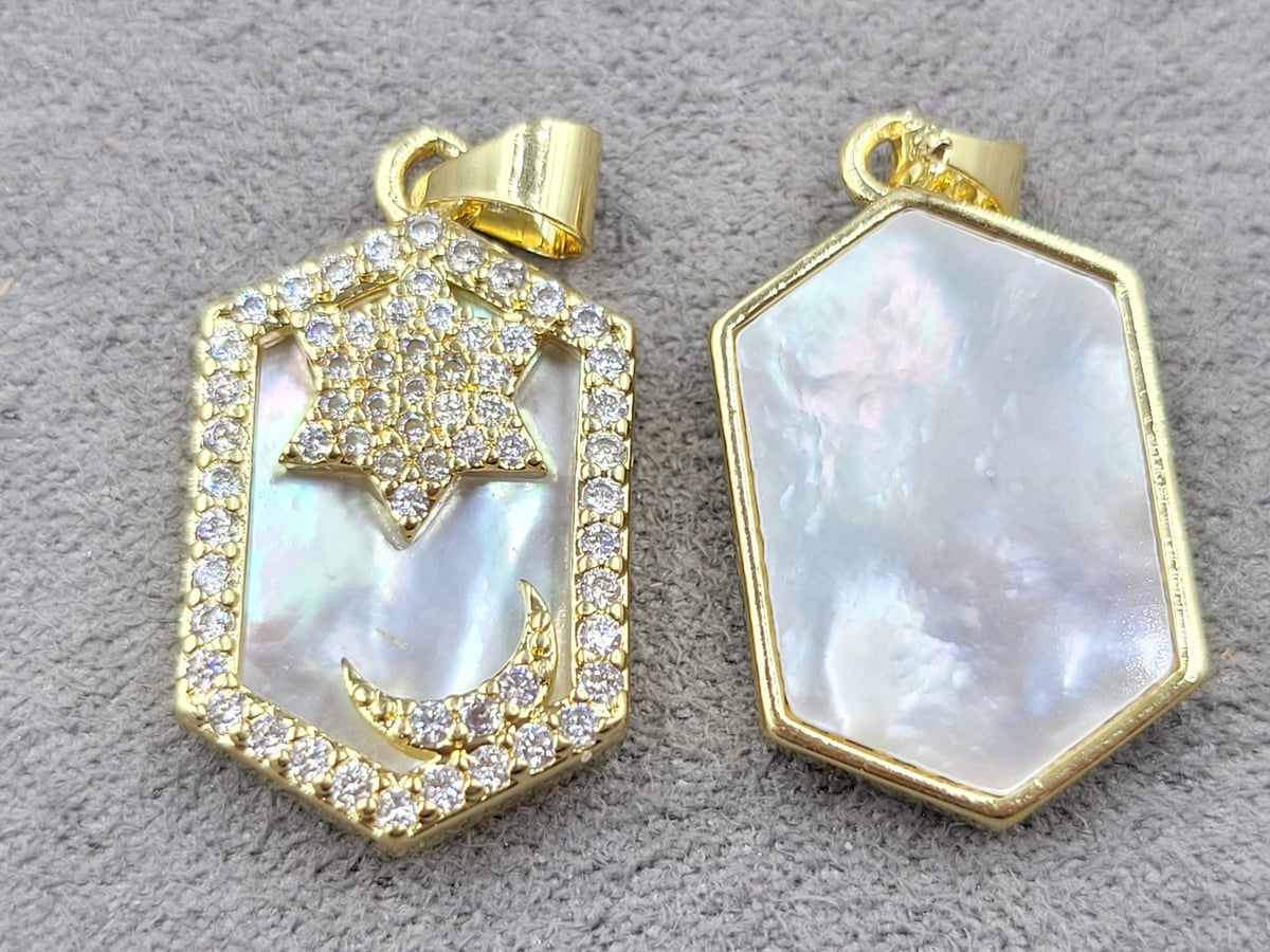 Підвіска 14*23 мм колір лимонне золото (гіпоалергений сплав)